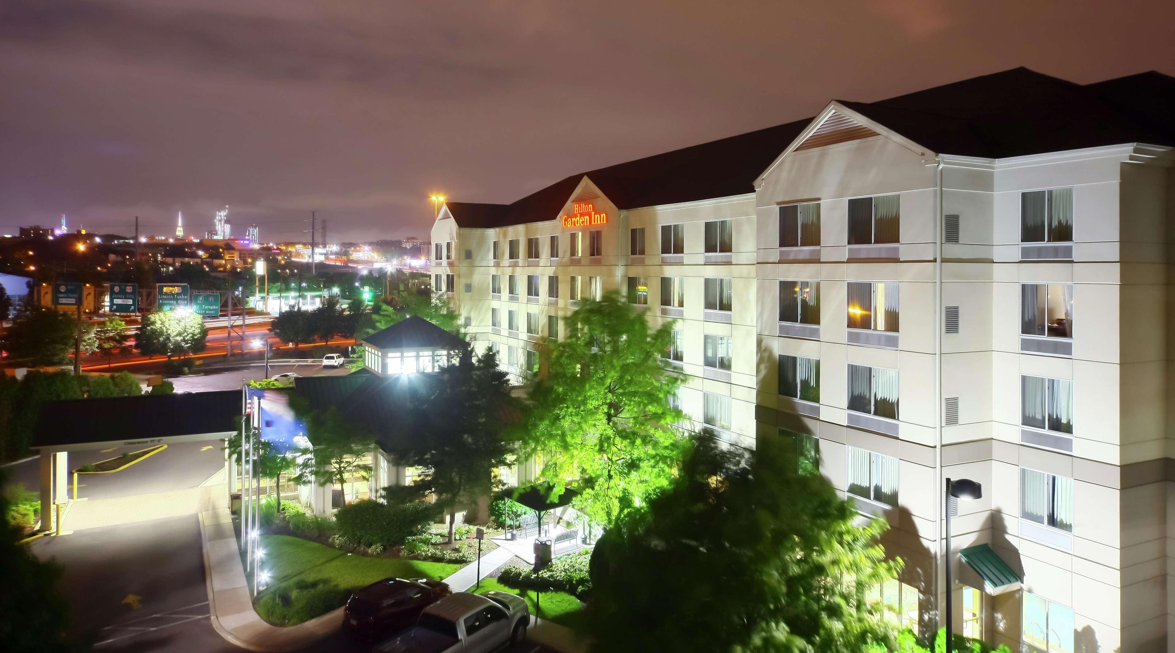Hilton Garden Inn Secaucus/Meadowlands Exterior foto